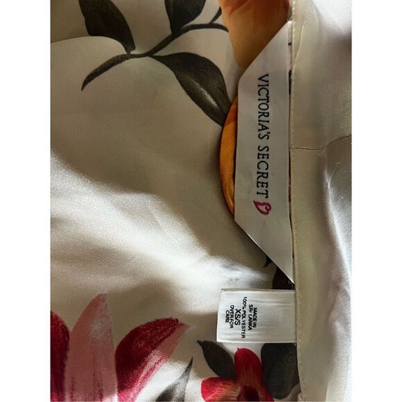 Victoria's Secret vintage Orange Pink Hibiscus Satin Maxi Robe Long Sleeve XS/S - Picture 7 of 7